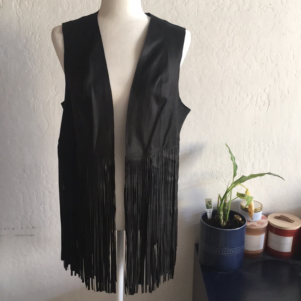 LAMARQUE Leather fringe vest